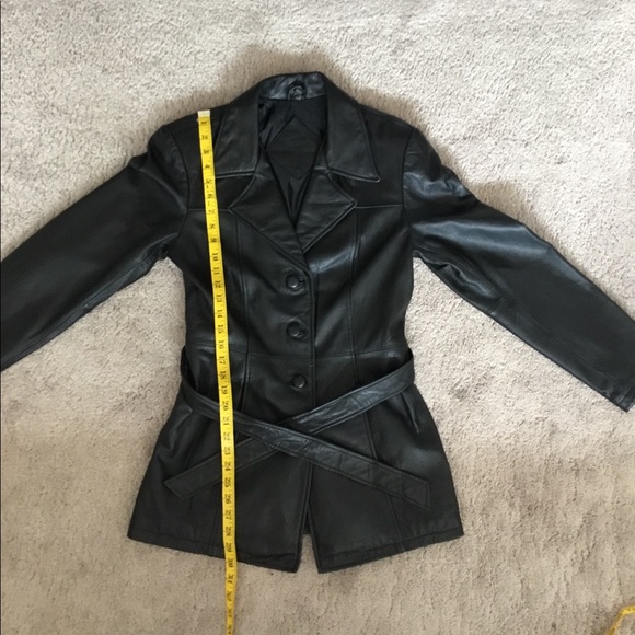 Absolutely Stunning 💯 % Leather Jacket. - Picture 8 of 8